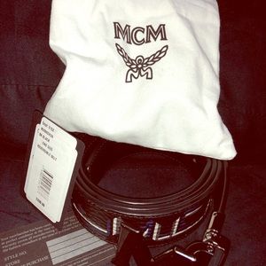 Men’s Black reversible MCM belt.